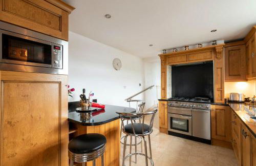 Cottage - Sleeps 5 - Hot Tub - Garden - Parking - Foto 10