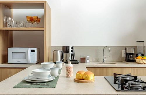 Loft Moderno, 500m Praia, Piscina, Sauna, WiFi 1GB - Foto 3