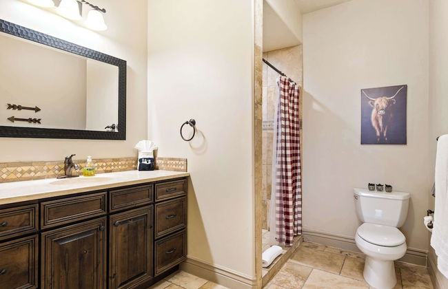 Coral Springs Getaway - Outdoor and Indoor Heated Pool - Close to Zion National Park - Photo 6