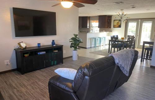 GREAT LOCATION! Beautiful city views! - Foto 4