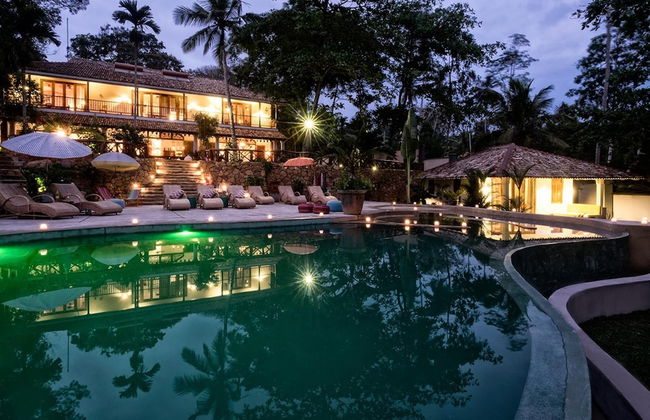 A Sophisticated Spacious Beach Villa With 20 Meter Water Slide - Foto 41