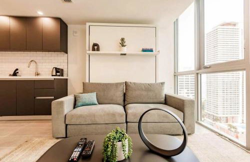 Exclusive Condo w Beautiful City Views and Full Amenities! - Foto 12