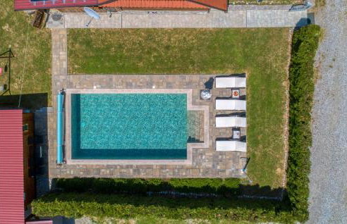 Lovely Home In Gospic With Sauna - Photo 13