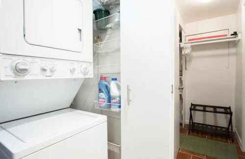 WELL-EQUIPPED STUDIO APT - WALK TO METRO SUBWAY - Foto 10