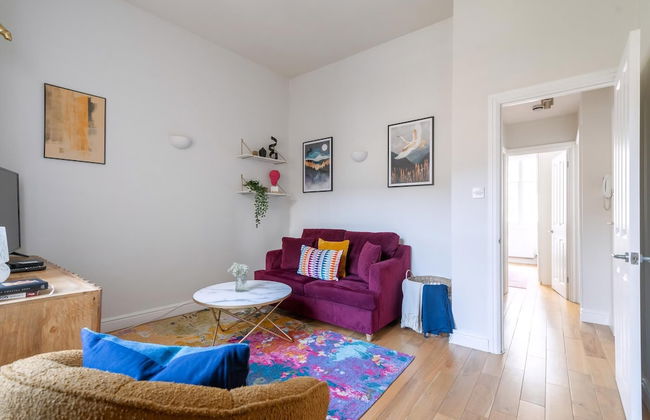 Fantastic Earls Court Flat - Photo 1