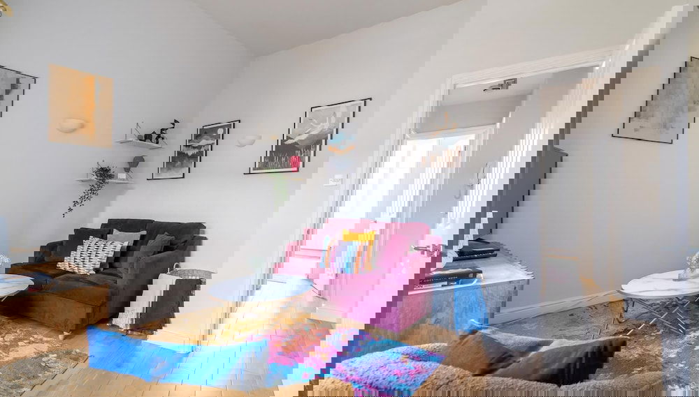 Fantastic Earls Court Flat - Photo 1, Exterior