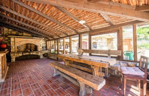 4 Bedroom Nice Home In Radovanci - Photo 8