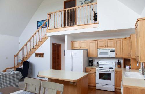 Katies Cottage Lakefront Stay with Hot Tub and Kayaks - Foto 27