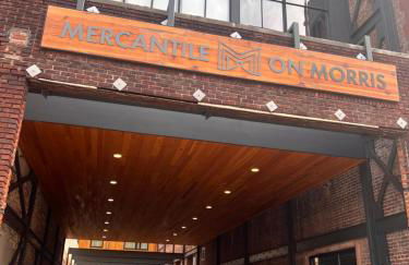 Prime 2BR Condo Historic Morris Ave, Downtown Birmingham - Photo 4