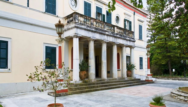 Entdecke Pontikonisi, Mon Repos, Achilleion & schwimme am Marathias Strand – Tagestour - Foto 3