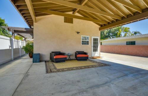 Luxe Pasadena Casita with Fireplace and Grill - Photo 27