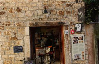 Kamene Priče rooms, music and food - Photo 30