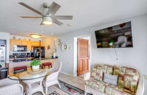 Cozy Lakefront Middle Bass Retreat with Balcony - Foto 11