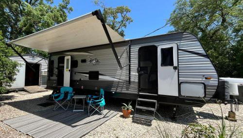 2BR Home & 1BR RV COMBO - Photo 2