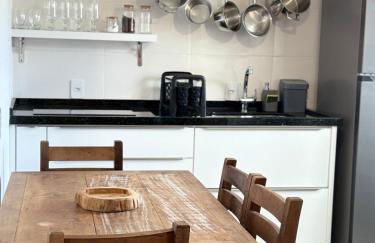 Apartamento com ar-condicionado, Wi-Fi no Campeche e estacionamento gratuito - Foto 12