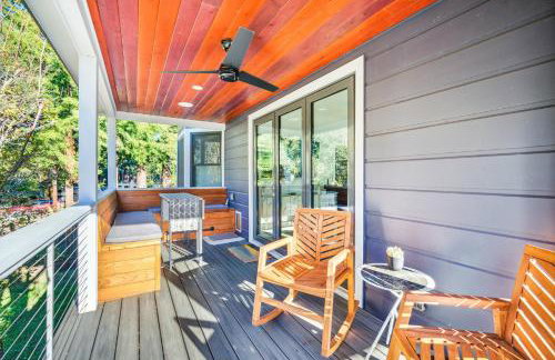 Luxury River Home - Pets Stay Free - Photo 11