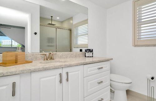 Clearwater Beach Waterfront Modern Villa 4BD 2BIG OPEN LOFT 4BT with Pool Boat Deck Sleep 15 - Foto 48