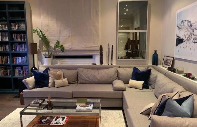 Charming and Full Of Character Apartment - Foto 17