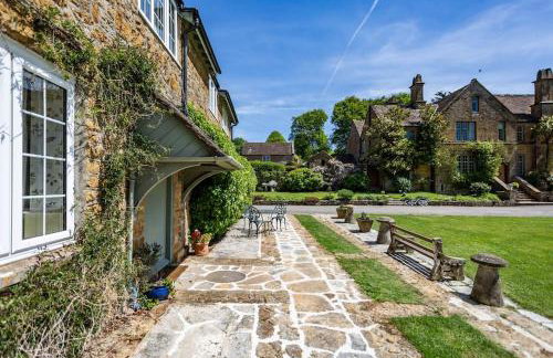 Admiral's Cottage - Photo 8