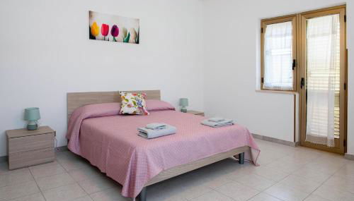 Zion Mare - Photo 5, towels