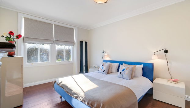 Stunning Edwardian 6 Bedroom Family Home - Foto 3, Habitación