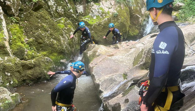 Recorriendo los toboganes del río Navedo