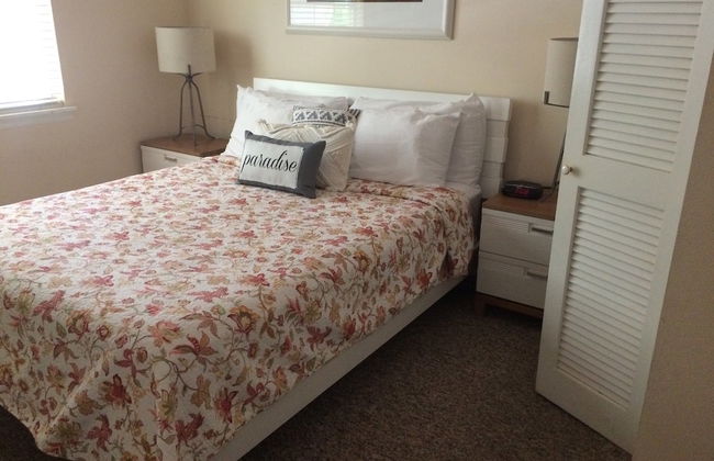 Tradewinds Beach Resort - Foto 11