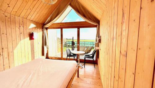 Lushna 12 Lux at Lee Wick Farm Cottages & Glamping - Foto 5