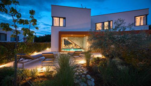 Villa Seconda - Private Pool and Modern Vibe near Poreč - Foto 5, Garden, Garden view