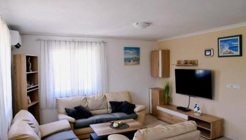 Holiday Home Mumy - Four Bedroom Holiday Home with Pool - Foto 2