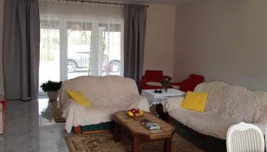 Willa Różana - Foto 1