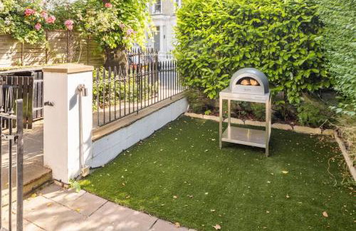 Super Kensington apt sleeps 2 to 4 with free WiFi - Foto 8