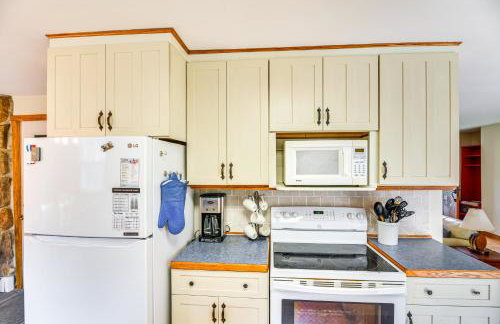 6 Mi to Beach Family Home in Little Compton! - Foto 11