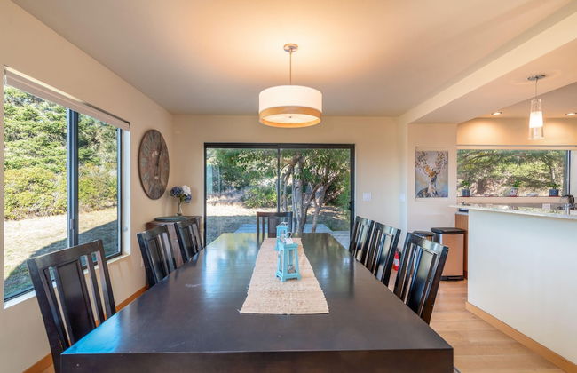 The Sixpence Beach Access Hot Tub - Foto 11