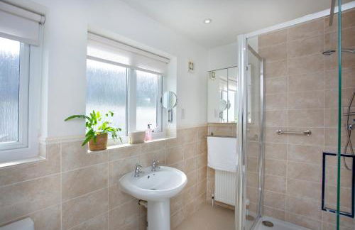 Holmdale House - Photo 23