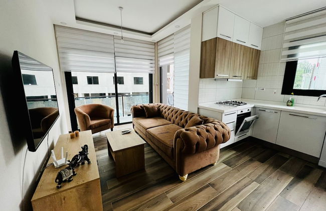 "A Brand new 1+1 Flat in Kyrenia. It is Central With a Lots of Facilities." - Foto 2