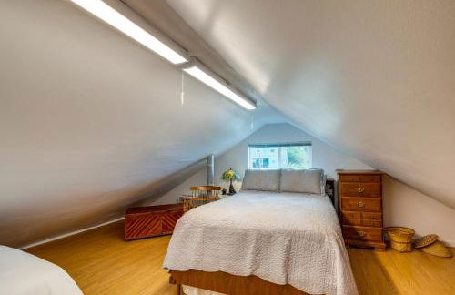 Peaceful Cloverdale Home - Walk to Winema Beach - Foto 15