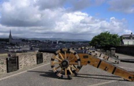 The peace bridge apartment - Foto 49