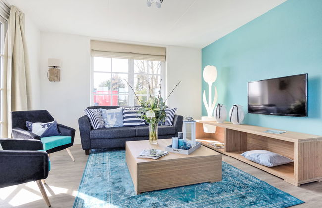 3 bedroom House in Noordwijk with garden and terrace - Photo 2