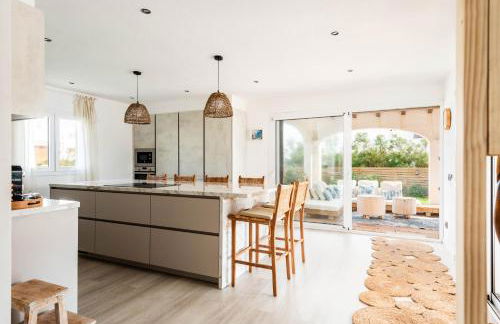 kistine 5 bedroom villa, cala morell - Foto 3