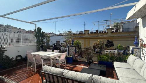 La Alcazaba de Triana - Photo 2