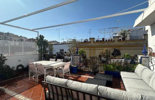 La Alcazaba de Triana - Photo 2