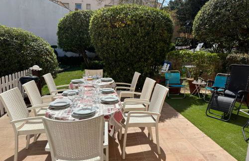 Casa con jardín a 25 metros de la playa. LA T. - Foto 7