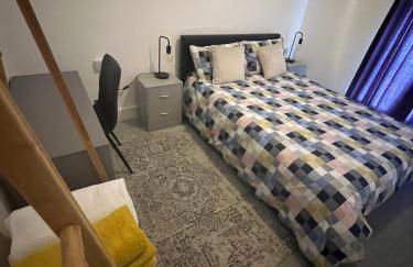 Cheerful Two Bedrooms Town house with free parking - Foto 1