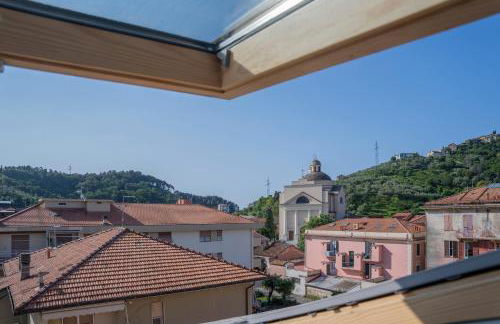 049 - Attico ELEGANTE, 10 minuti a piedi da MARE e SPIAGGIA - POSTO AUTO PRIVATO GRATIS - Foto 52