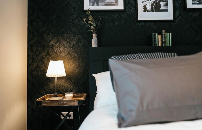 YoHome - Luxury Downtown Apartment - Photo 8