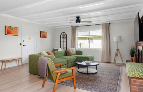 The Bauhaus - 4BR,3BA ,Families , Ample Parking - Foto 11