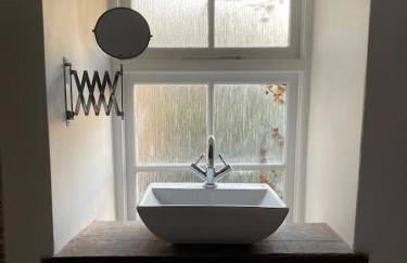 Large 4 bed house in Malmesbury, great for big families - Foto 53