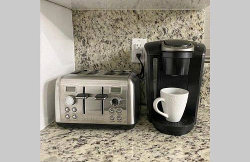 Casa Madeira @ the heart of Miami Design District - Foto 8