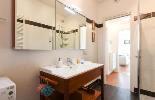 GuestHost- Casa Marina Apartment with Terrace! - Foto 15